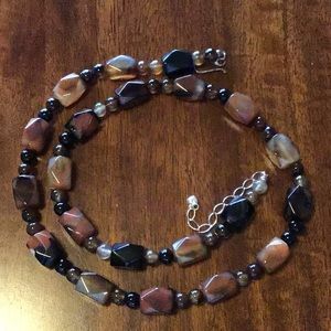 HSN necklace in excellent used condition.